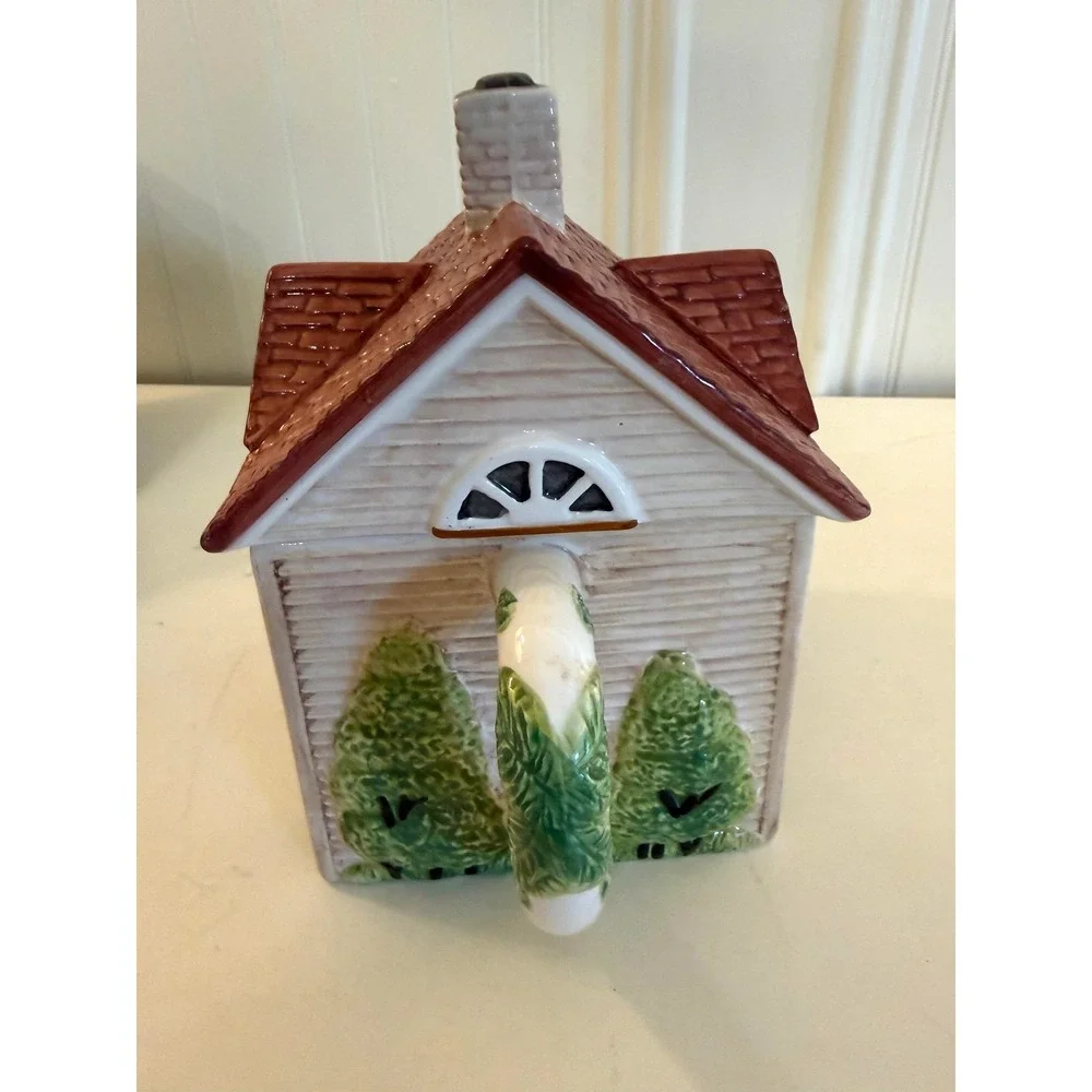Johnson‎ Bros Vintage English House Teapot From The Friendly Village